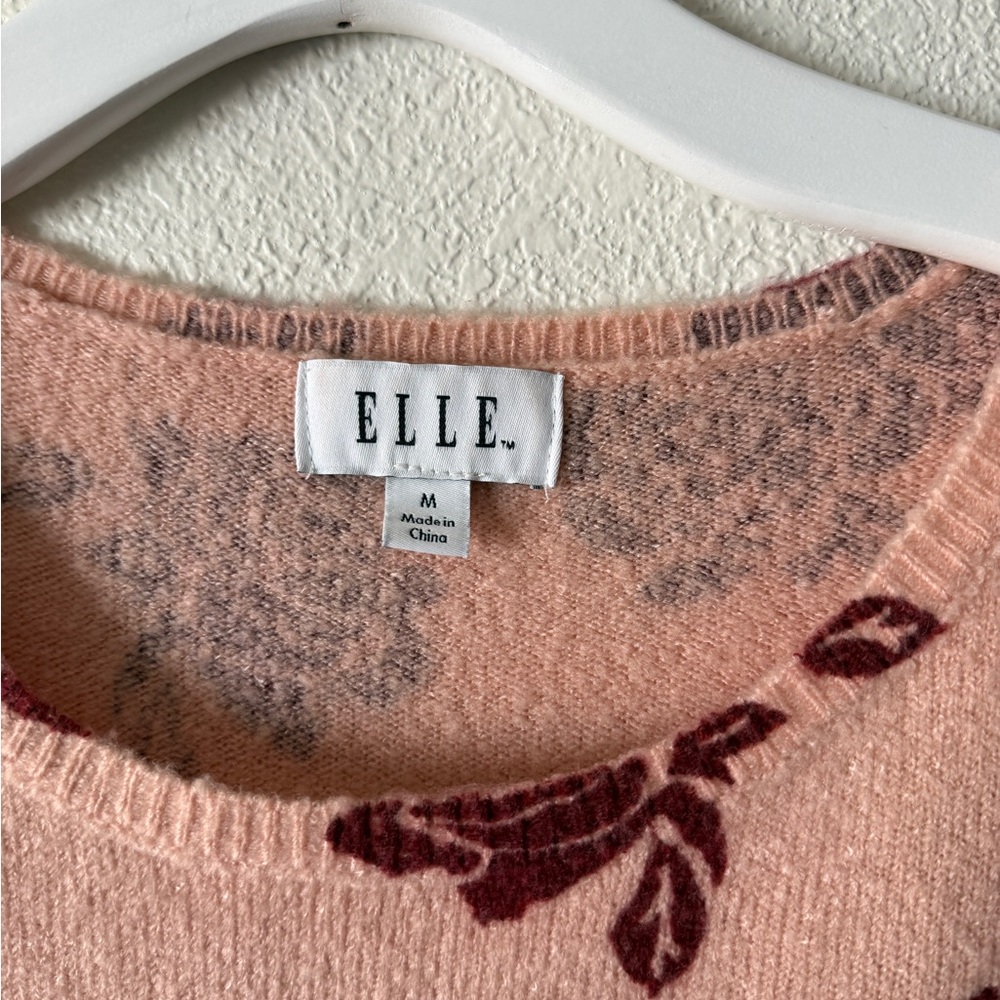 Women’s Elle Rose and Maroon Floral Sweater size Medium - Picture 5 of 8